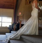White Lace Embroidered V-Neck Sleeveless Mermaid/Trumpet Wedding Dress Train — photo 3
