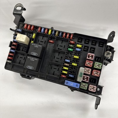2003-2004 FORD SUPER DUTY F250 F350 SD CABIN FUSE BLOCK Oem 3C3T-14A067-EC