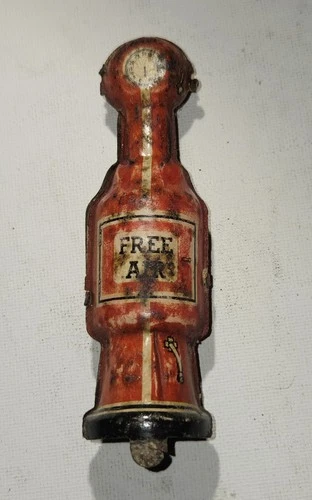 MARX Sunny Side Service Station,  Tin Litho , 1930s  Parts: Airpump  Body Red