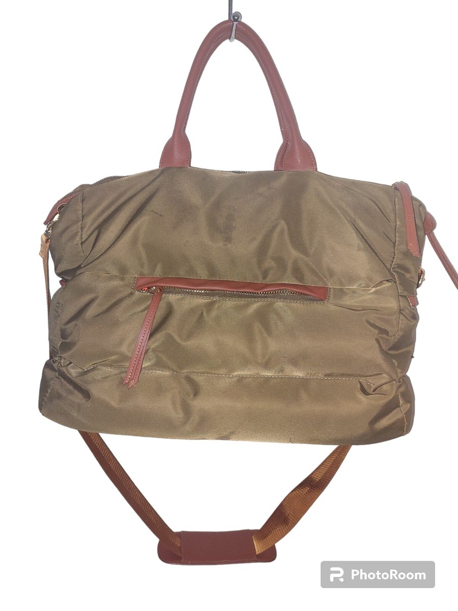 Adrienne Vittadini Puffer Travel Gym Bag