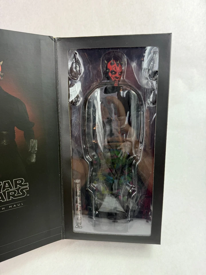 Darth Maul Star Wars 1/6 Sixth Scale Figure w/ Box Sideshow Collectibles - Image 2 of 4