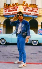 MICHAEL J FOX - BACK TO THE FUTURE - REFRIGERATOR PHOTO MAGNET 3"-5"