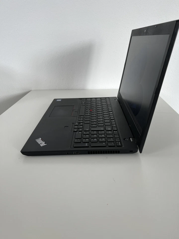 Lenovo ThinkPad L590 15.6" (39.6 cm) Intel Core i5 8th Gen. 8GB RAM 256GB SSD - Bild 4 von 4