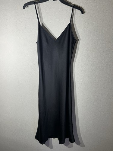 Wilfred Aritzia schwarz Only Slip Satin Kleid klein sexy verstellbare Träger GUC - Bild 3 von 19