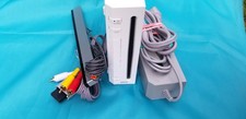 Nintendo Wii Console With Games Legend of Zelda Super Mario Bros3 Working AS IS