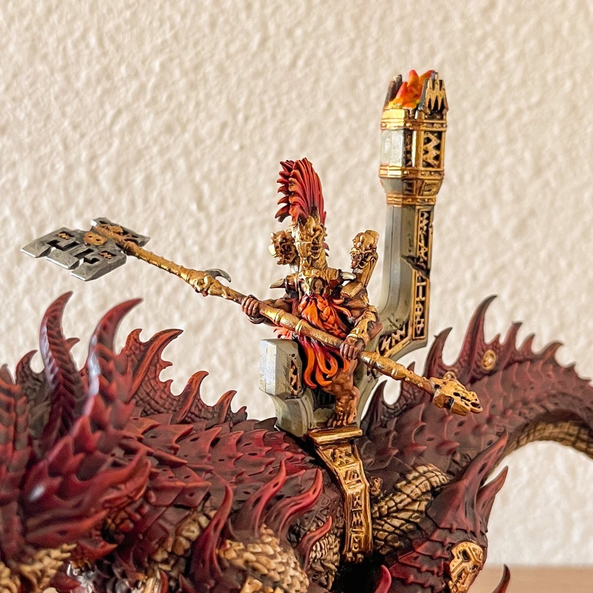 Warhammer Fyreslayers - Painted Auric Runefather on Magmadroth
