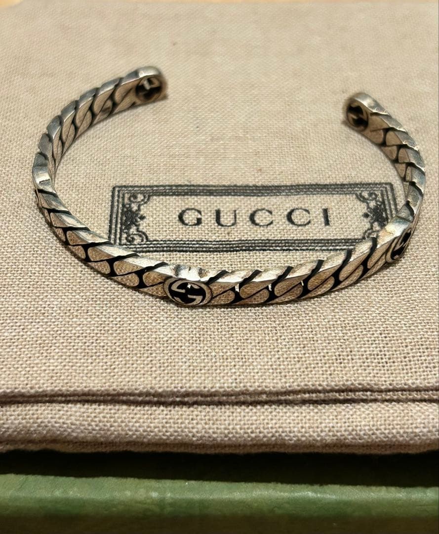Gucci Interlocking G Bangle - image 1