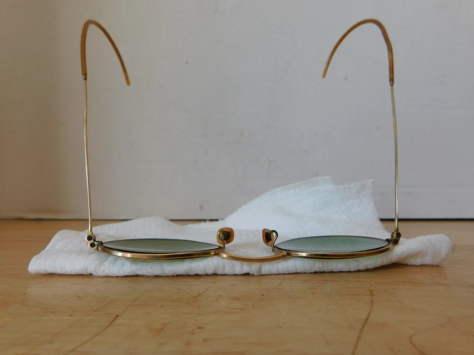 GAFAS DE SOL BAUSCH & LOMB AVIADOR DE LA SEGUNDA GUERRA MUNDIAL 1/10 12K GF de 1940 con estuche de metal original, 23/09 Foto 2 de 4