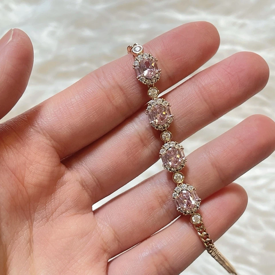 Brazalete Tenis Chapado en Oro Rosa Cristal Rosa con Eslabón Ajustable Foto 4 de 4