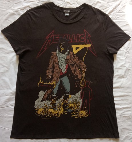 official t-shirt Metallica. So I Dub 