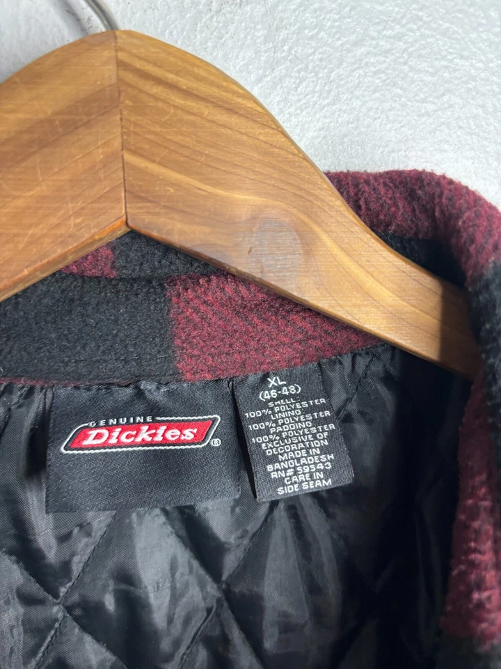 Dickies Flannel Shirt Jacket Mens XL Quilted Lined Hooded Plaid Red Black 6425 - Image 3 of 4