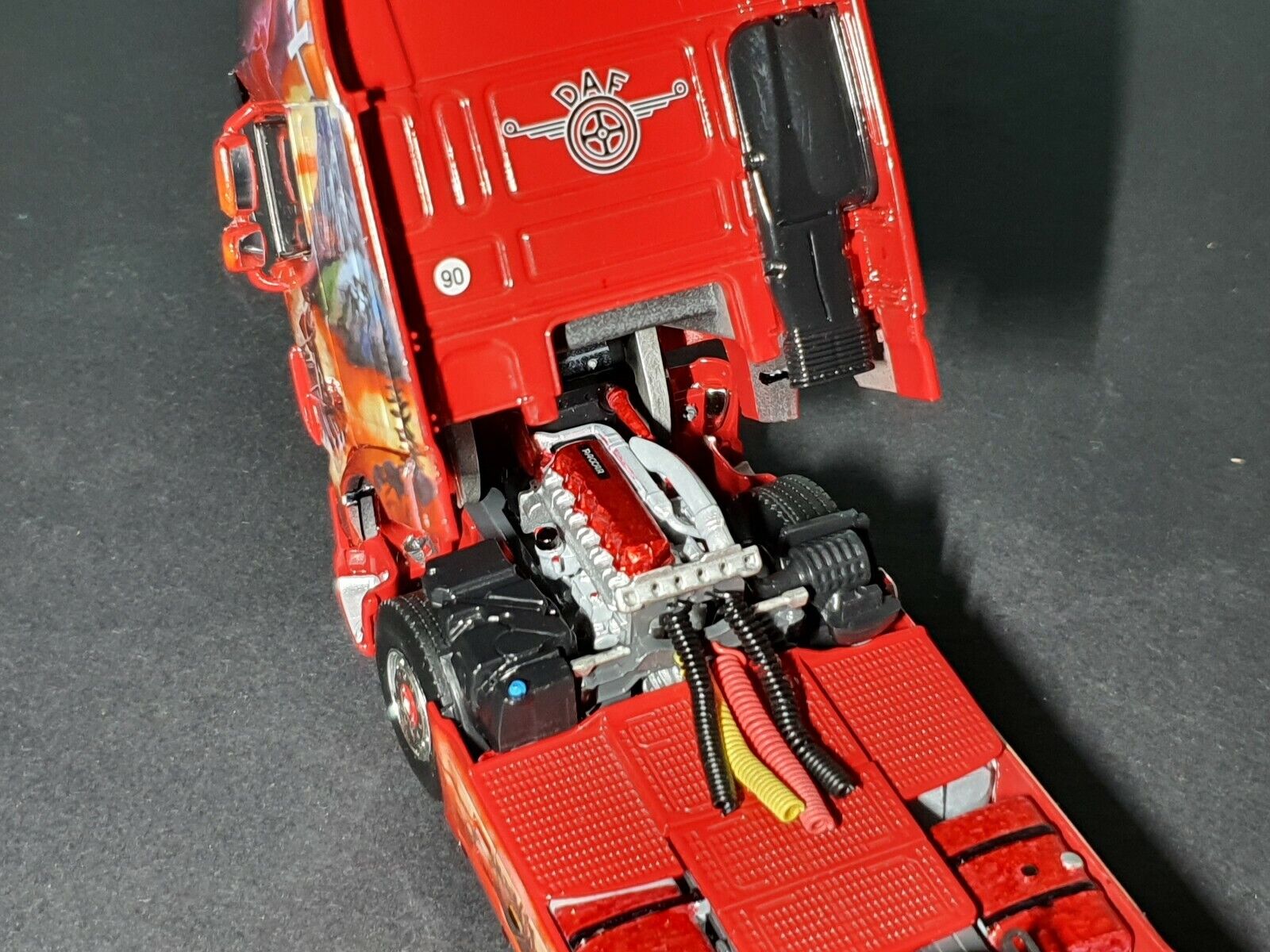 Picture 4 of 9