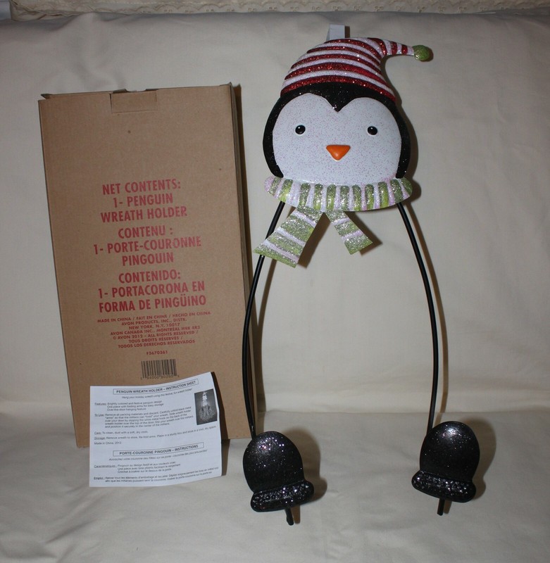 XM-Avon Penguin Wreath Holder