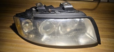 Audi A4 B6 02-05 Right Halogen Headlight Valeo 8E0941004AS OEM