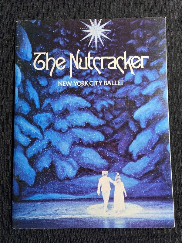 THE NUTCRACKER New York City Ballet 9x12" 32pg Program FN+ 6.5 Souvenir Books