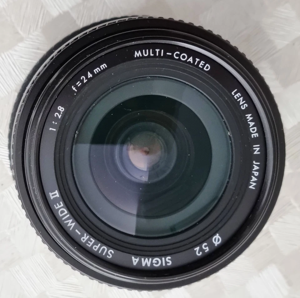 Objetivo Sigma AF Super Wide f=24 mm 1:2.8 para montura Nikon F - Imagen 2 de 4