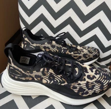 APL Advanced Propulsion Labs Streamline Leopard Print Shoes Sneakers Womens 9.5