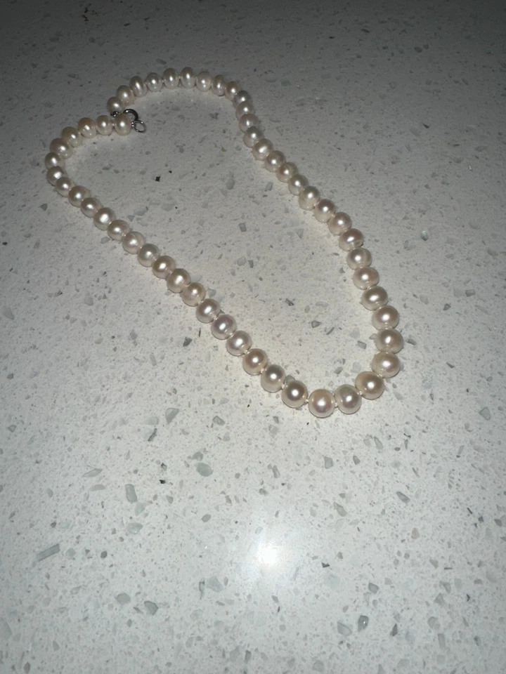 Collar de perlas Foto 2 de 2