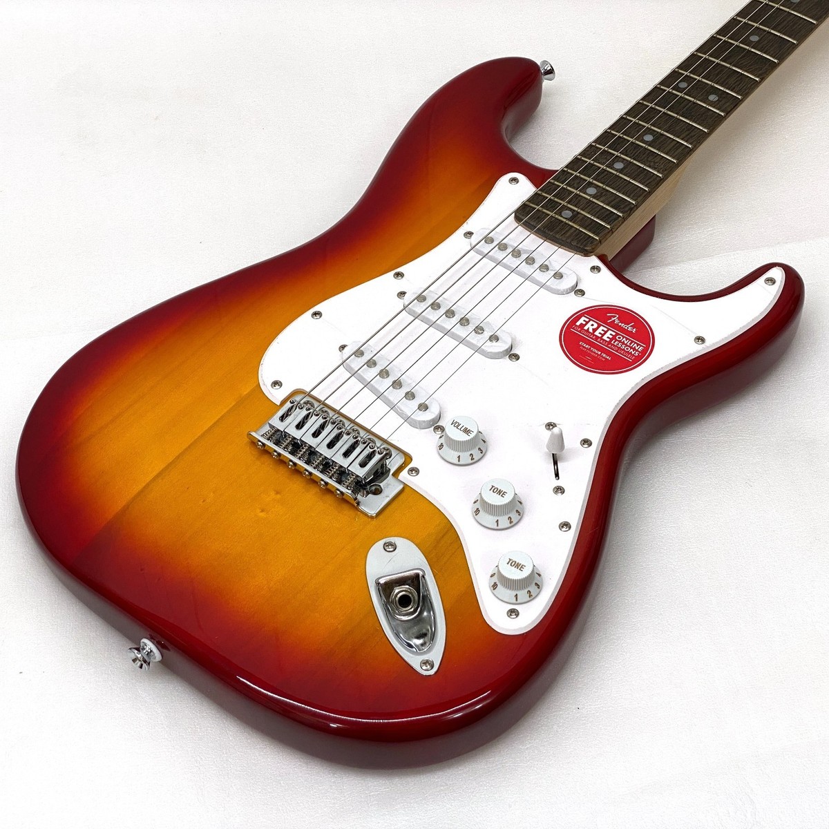 Fender Squier SSS Sonic Strat Sienna Sunburst Stratocaster