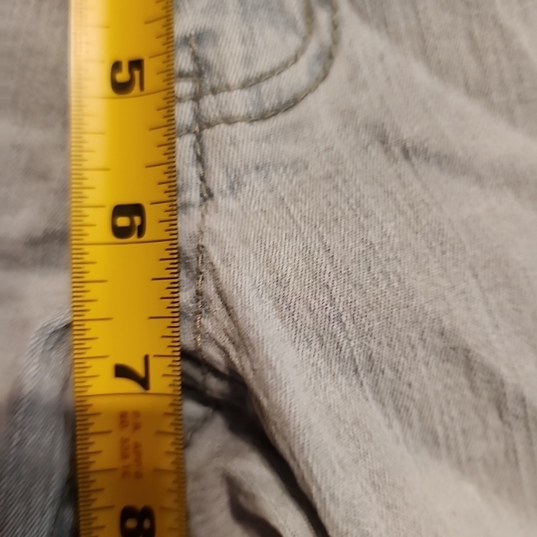 Picture 13 of 19