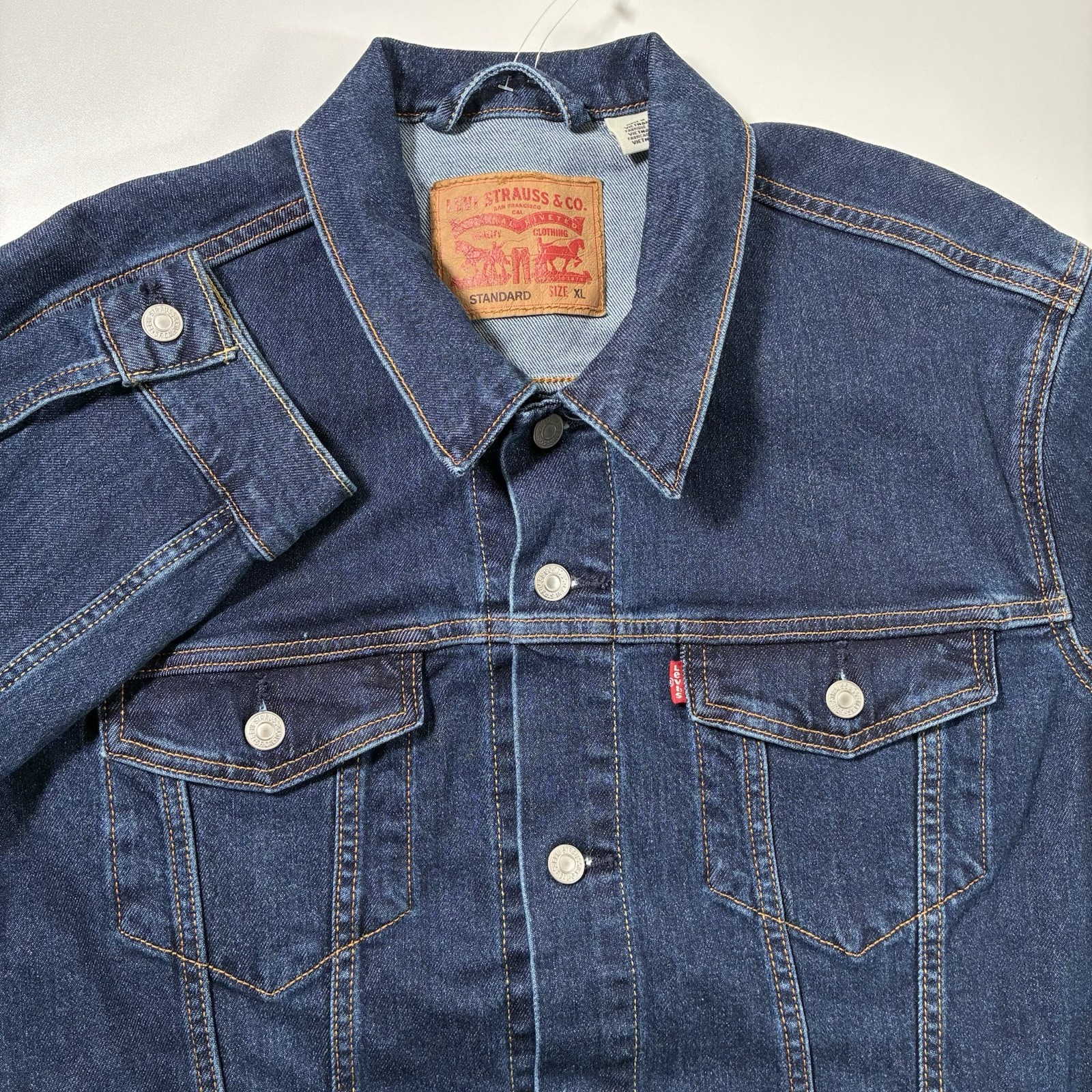 NEW Levi's Denim Trucker Jacket XL Jean Blue Classic USA Wes