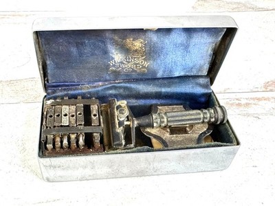 Early 20th Century Wilkinson Sword Co 7 Day Safety Razor Set