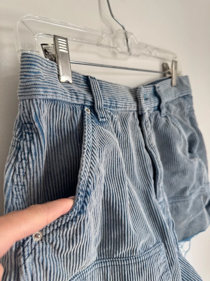 Pantalones Cortos Urban Outfitters BDG Pana Tiro Alto Carpintero Corte Para Mujer’s 27 Foto 4 de 4