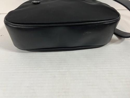 Liz Claiborne Womens Black Purse Shoulder Bag - Picture 9 of 11