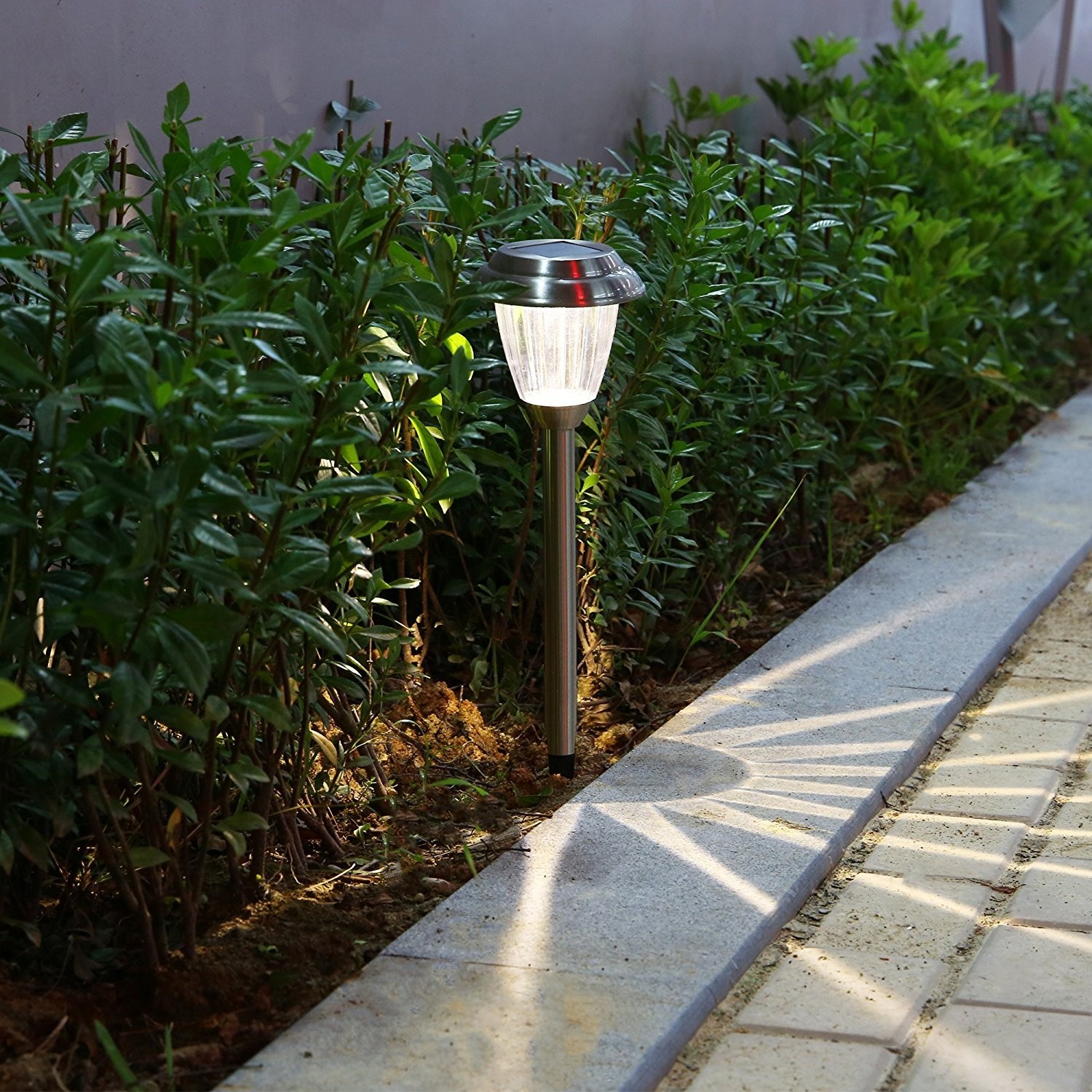Solar Outdoor Lights 8-Pack Stainless Steel Pathway Landscape Lights for Outd...
