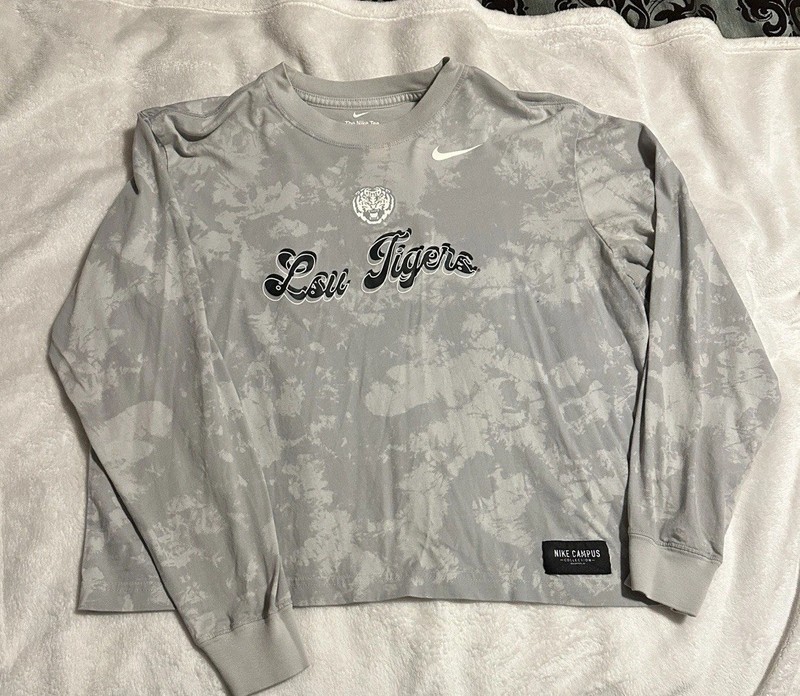 Women’s Nike Campus Long Sleeve Dry Fit LSU Tigers Shirt Size Medium