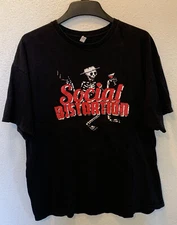 Vintage Y2K 2000s era SOCIAL DISTORTION Punk Rock Tour size 2XL Band T-Shirt 