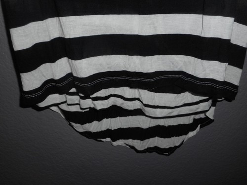 JENNIFER LOPEZ WHITE BLACK STRIPED SLEEVELESS TRIBAL LUXE TOP SIZE LARGE NWT - Picture 3 of 9