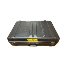 Kino Flo Diva Lite 400 Lighting Systems with fluorescent lightbulbs