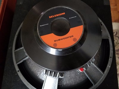 jbl selenium 18sws1100