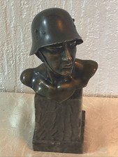 Soldaten B&uuml;ste mit Stahlhelm auf Marmorsockel Deutsch 2 WK !