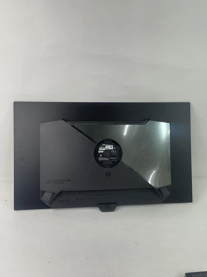 ASUS ROG Strix 27” 1440P OLED Gaming Monitor (XG27AQDMG) - Image 3 of 4