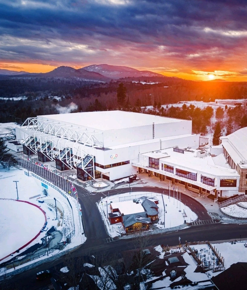 Letrero Miracle On Ice Herb Brooks Arena 1980 EE. UU. Hockey Lake Placid Foto 3 de 4