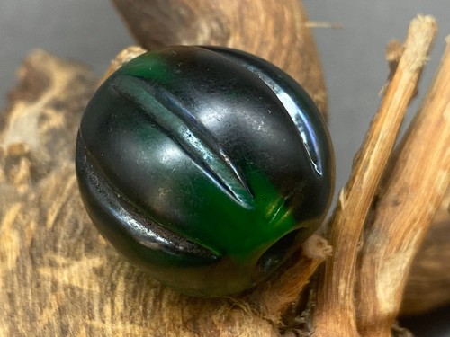 Unique Tibetan Green Old Colored Glaze Pumpkin Bead Amulet 20mm A16