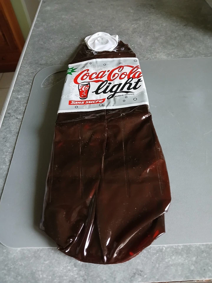 BOUTEILLE GONFLABE 1L COCA LIGHT PLASTIQUE - Photo 1/4
