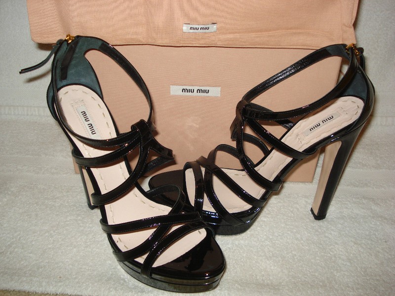 100% AUTHENTIC NEW WOMEN PRADA MIU MIU BLACK PATENT VERNICE 25 HEELS US 11