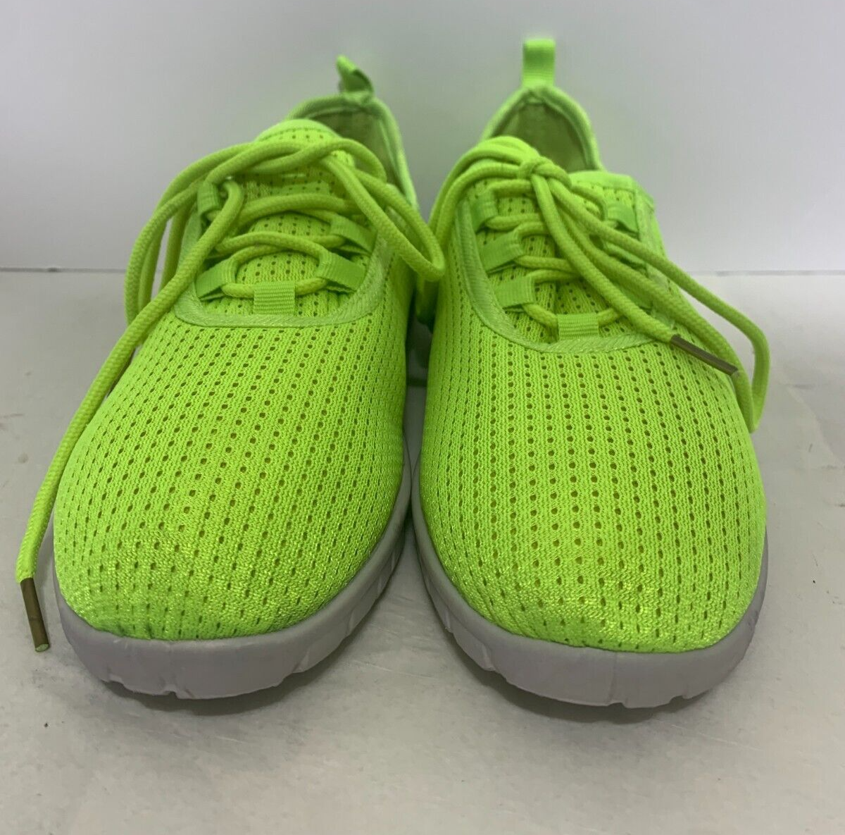 SAOLA Scarpe da tennis Sole Mates taglia 6