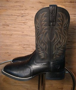 ariat black deertan