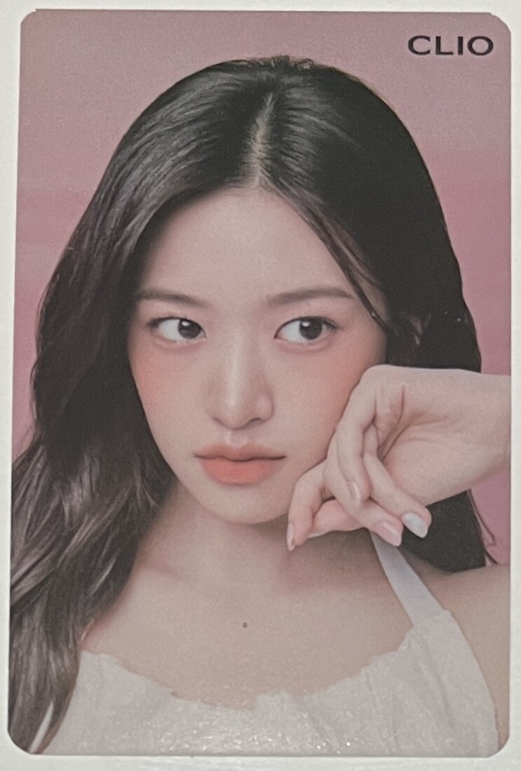 IVE - ８枚　CLIO　クリオ　ユジン　トレカ　IVE　YUJIN　両Ａ面トレカ YUJIN IVE x CLIO 100% Official NEW YUJIN PHOTOCARD SET Photo