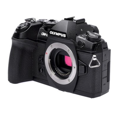 Olympus OM-D E-M1 Mark III  ca. 25.000 Ausl. Kamera