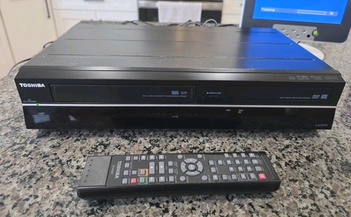 Toshiba DVR620KU VHS DVD Recorder Player w Remote Tested Working 3 Blank Disc!!!