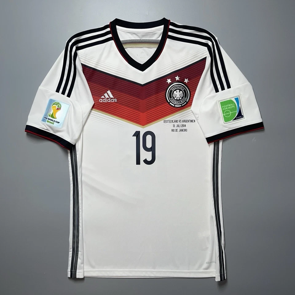 GERMANY ADIDAS 2014 WORLD CUP FOOTBALL HOME JERSEY #19 GOTZE SIZE “M” G87445 - Image 2 of 4