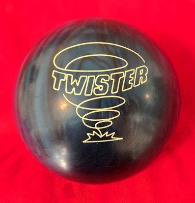Vintage Brunswick Twister Blue Pearl Urethane Bowling Ball 10 Lb KFC5268 w/Bag