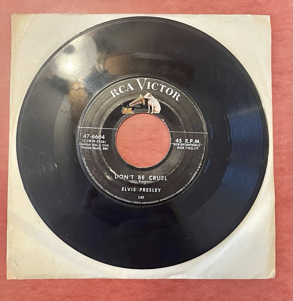 Vintage 1950s-70s 45RPM  Record Lot RCA Victor Sun Capitol Elvis James Brown - Image 4 of 4