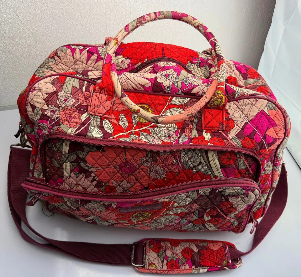 Спортивная сумка Vera Bradley LIGHTEN UP Weekender стеганая с регулируемым ремешком - Изображение 4 из 4