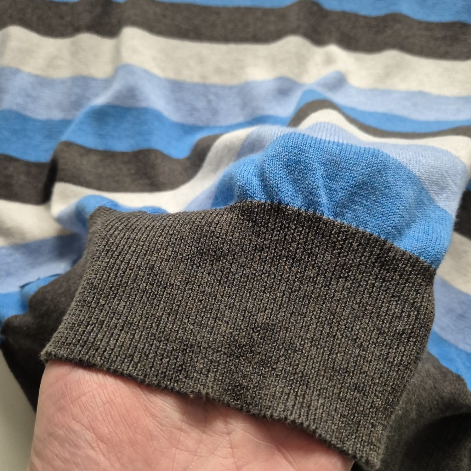 RJR John Rocha Men’s Jumper XL Blue Grey Striped V-Neck 100percent Cotton VGC image 6